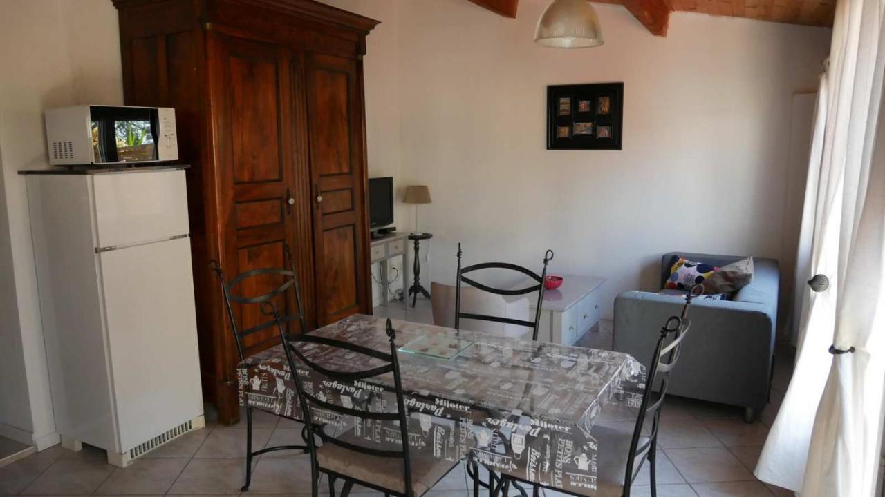 Ferienwohnung Mas Maurane - Les Lavandes Aux Portes D'Arles Tarascon Exterior foto