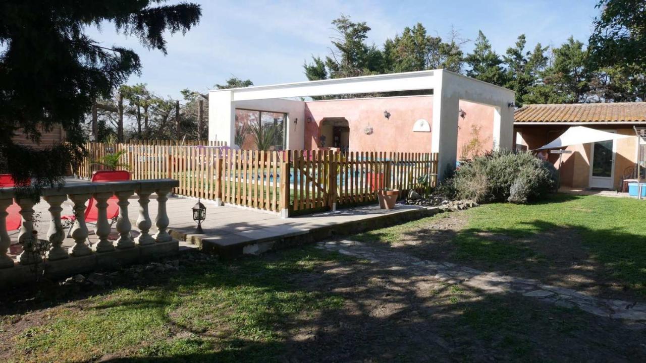 Ferienwohnung Mas Maurane - Les Lavandes Aux Portes D'Arles Tarascon Exterior foto