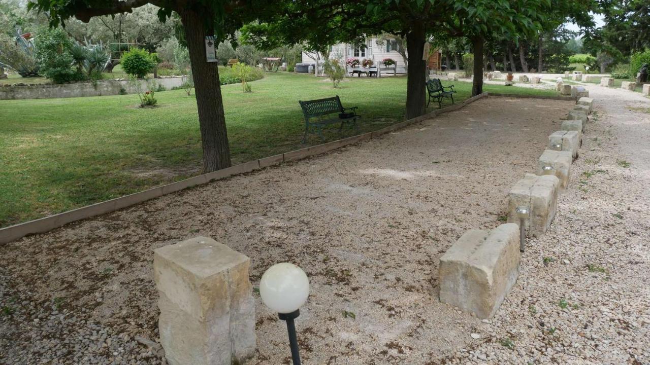Ferienwohnung Mas Maurane - Les Lavandes Aux Portes D'Arles Tarascon Exterior foto